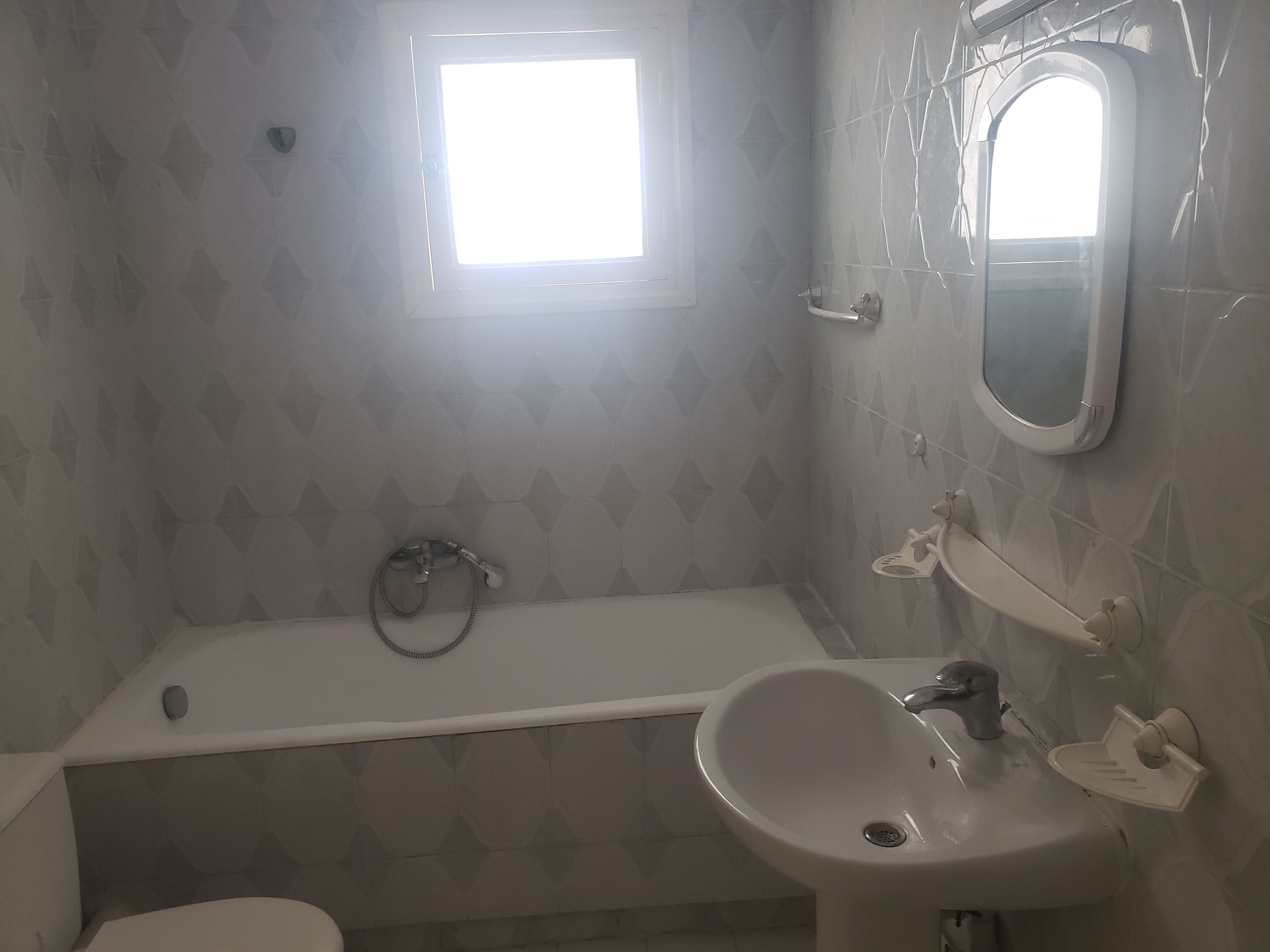 Mannouba&nbsp;Denden&nbsp;Location&nbsp;Appart. 3 pi�ces&nbsp;Appart en parfait �tat salon et deux chambres