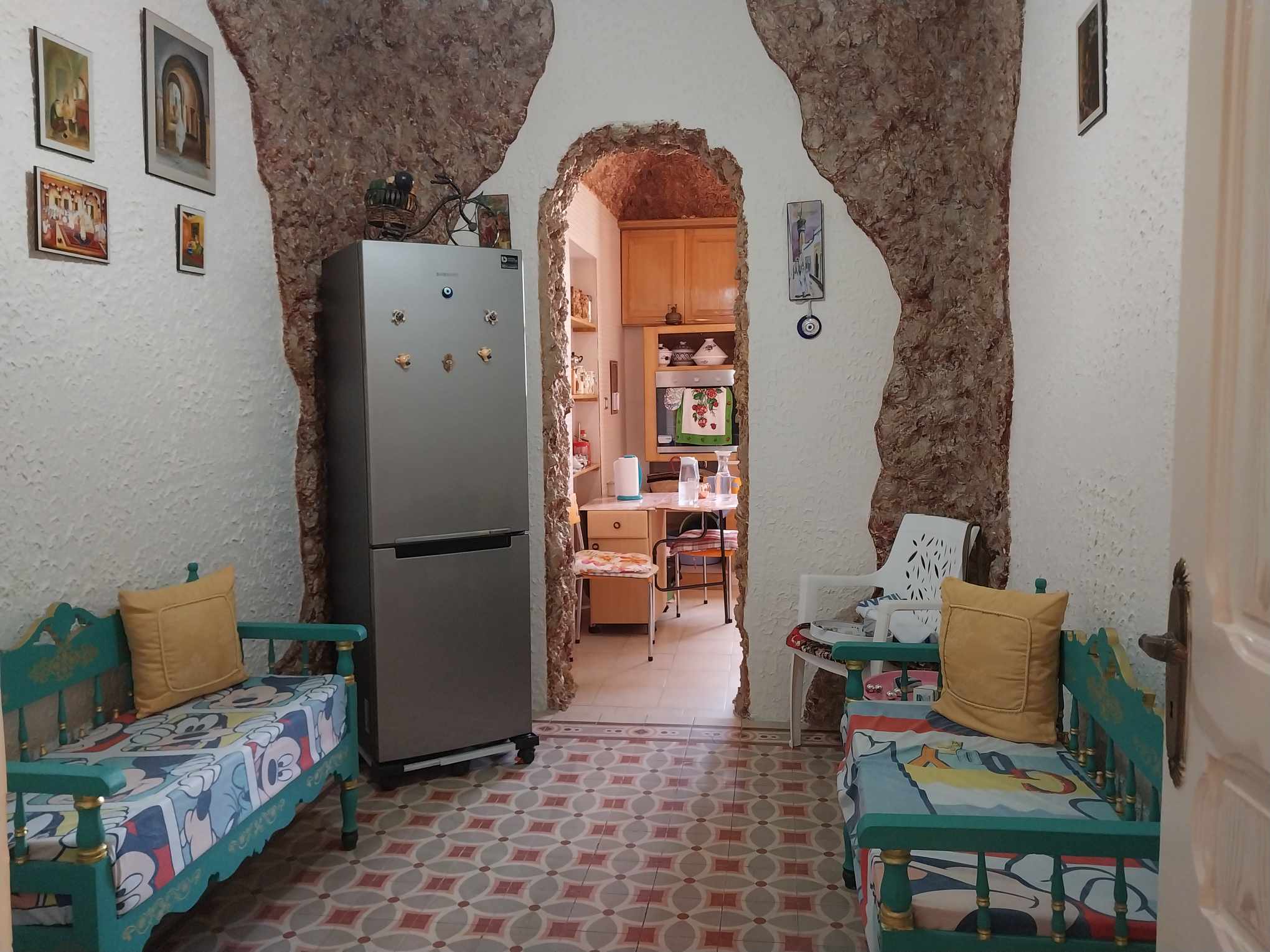 Bab Bhar&nbsp;Bab Bhar&nbsp;Vente&nbsp;Appart. 5 pi�ces+&nbsp;Un grand appartement � la place de barcelone