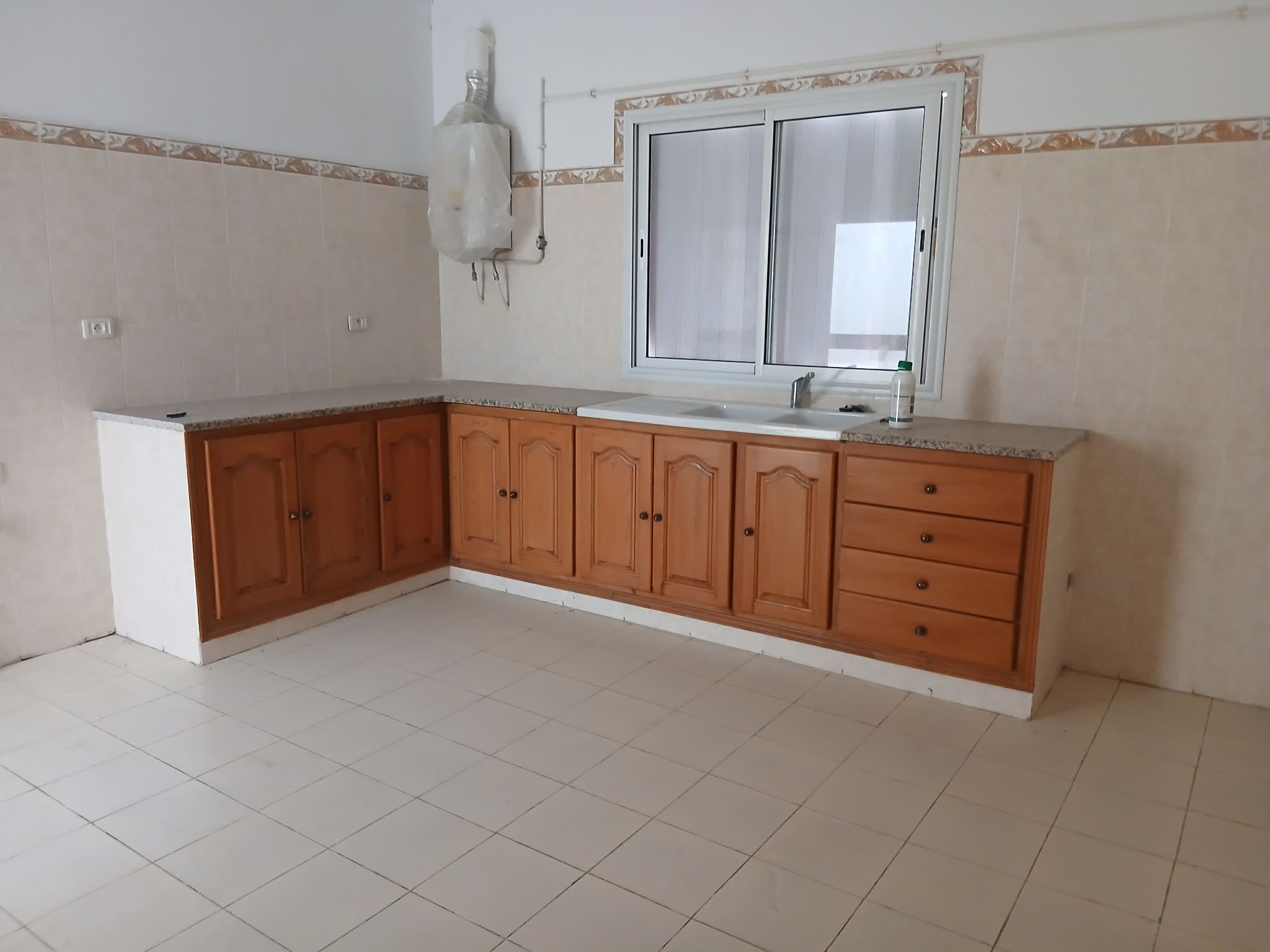 Hammamet&nbsp;Hammamet&nbsp;Vente&nbsp;Maisons&nbsp;Maison et appartement mrezgua