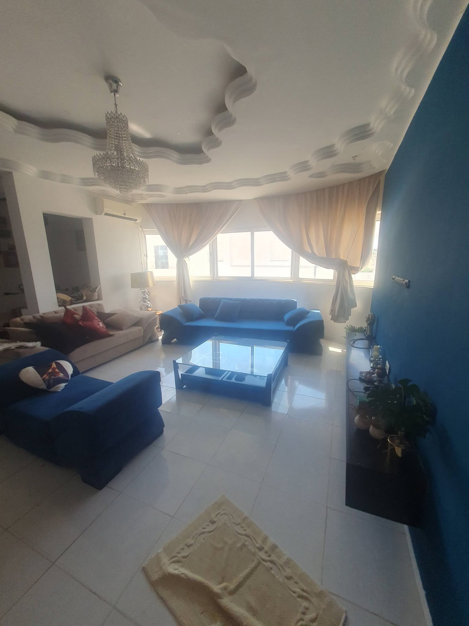 El Menzah&nbsp;El Menzah 9&nbsp;Location&nbsp;Appart. 2 pi�ces&nbsp;Superb �tage de villa meubl�