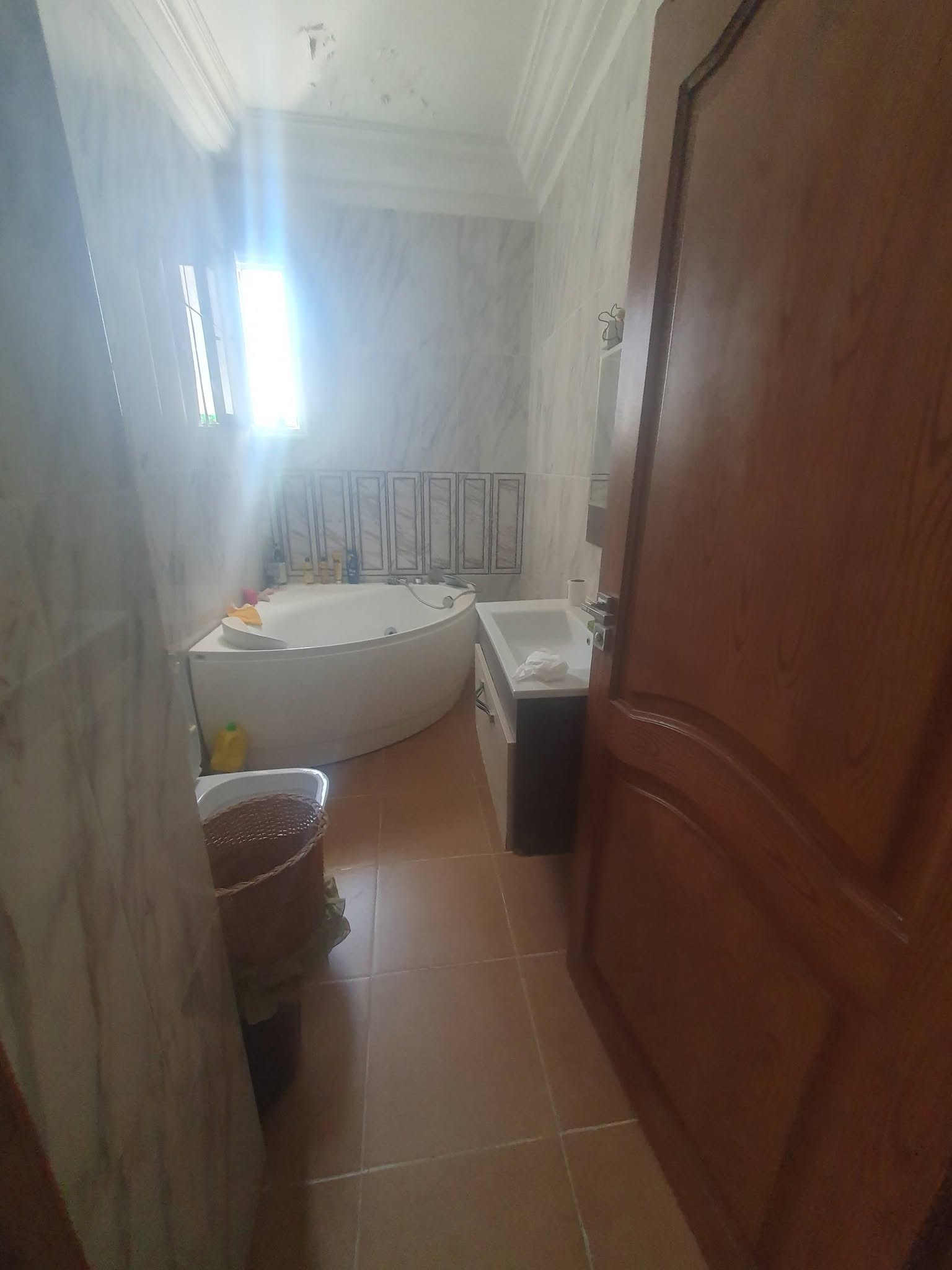 El Menzah&nbsp;El Menzah 9&nbsp;Location&nbsp;Appart. 2 pi�ces&nbsp;Superb �tage de villa meubl�