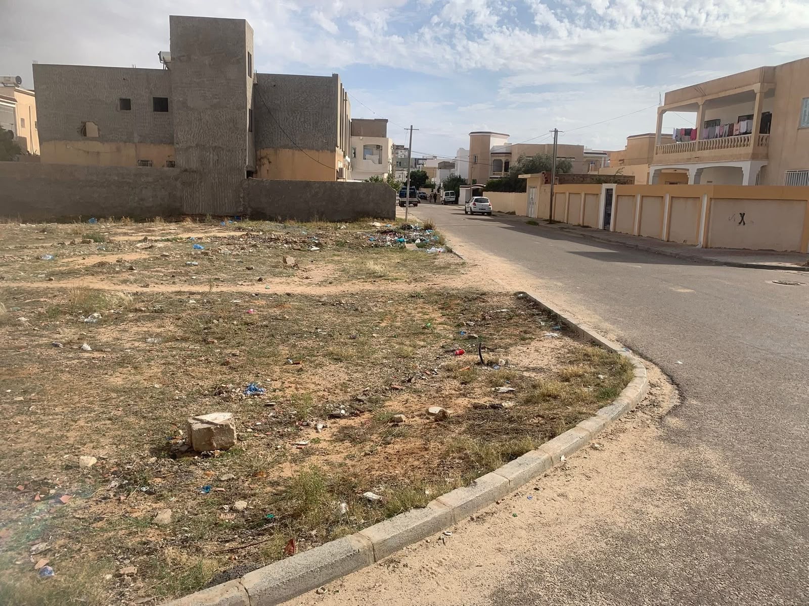 Sidi Bouzid Ouest&nbsp;Sidi Bouzid&nbsp;Terrain&nbsp;Terrain nu&nbsp;Terrain r�sidentiel � sidi bouzid hay el wouroud