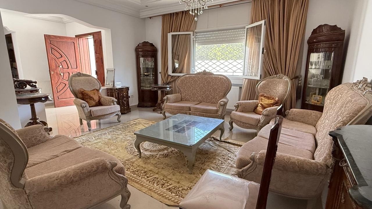 Raoued&nbsp;Cite El Ghazala 1&nbsp;Vente&nbsp;Maisons&nbsp;Villa de 499 m a cite sahafa