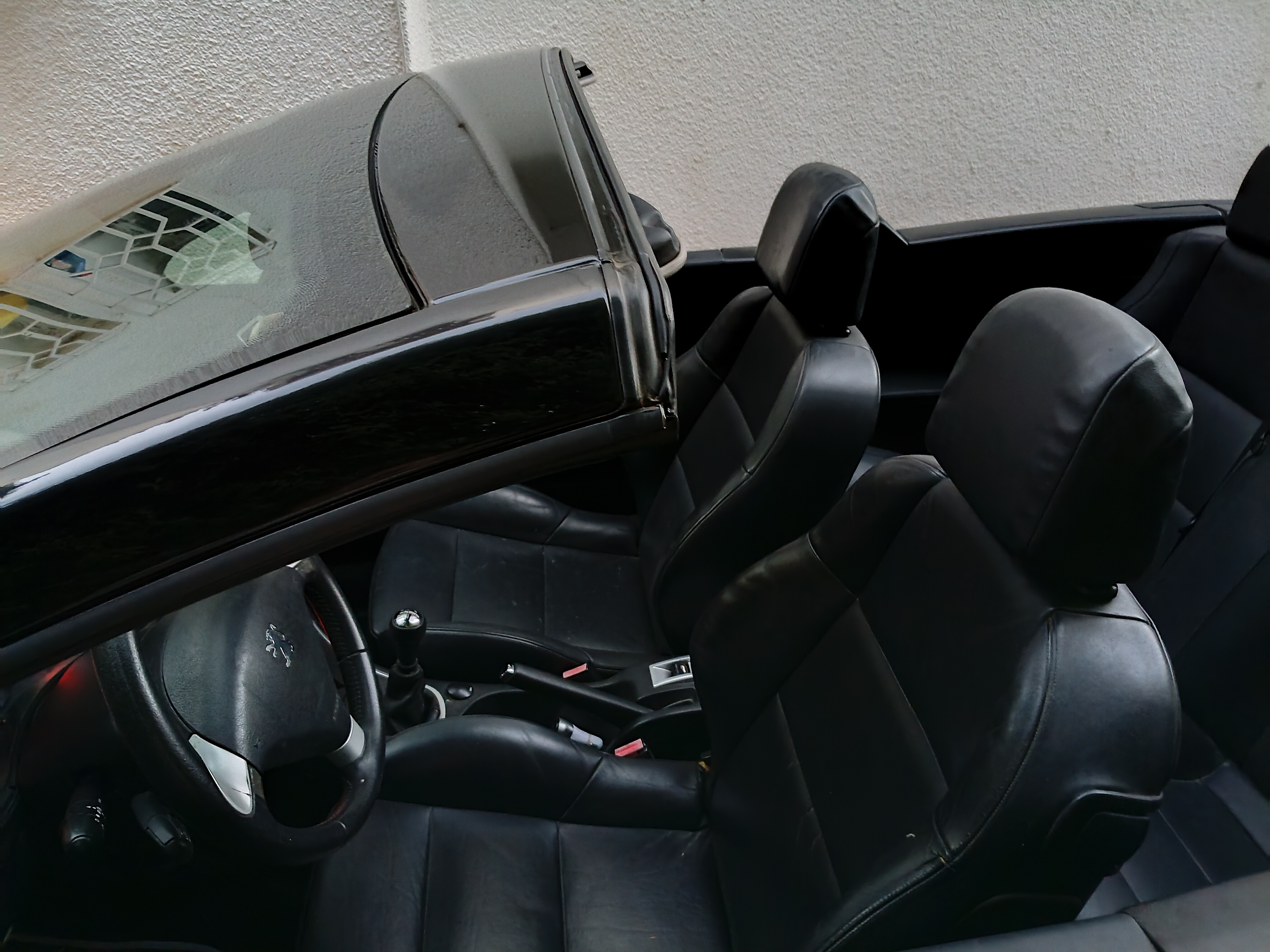 La Marsa&nbsp;Cite Mongi Slim&nbsp;Peugeot&nbsp;307&nbsp;307 cc tres bon etat pour les connaisseurs