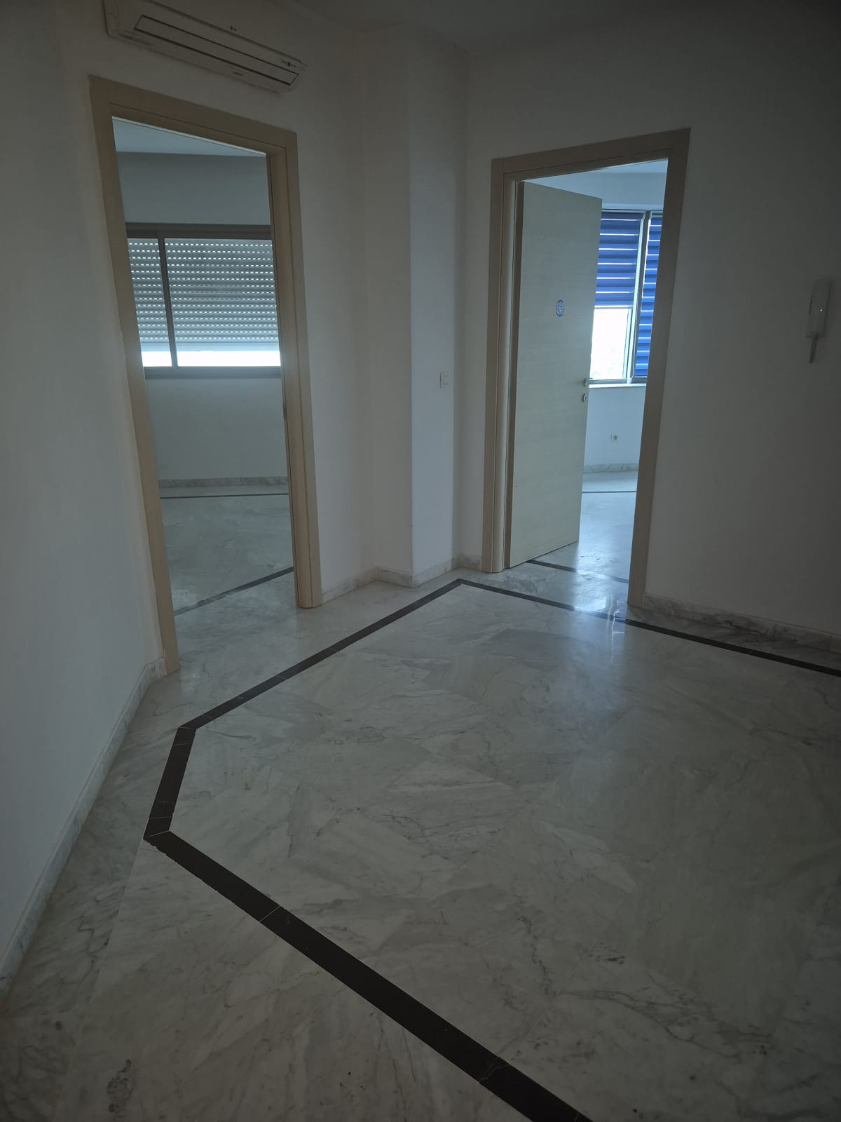 Cite El Khadra&nbsp;Cite Jardins&nbsp;Bureaux & Commerces&nbsp;Bureau&nbsp;Bureau h plus 4 � ct� jardins