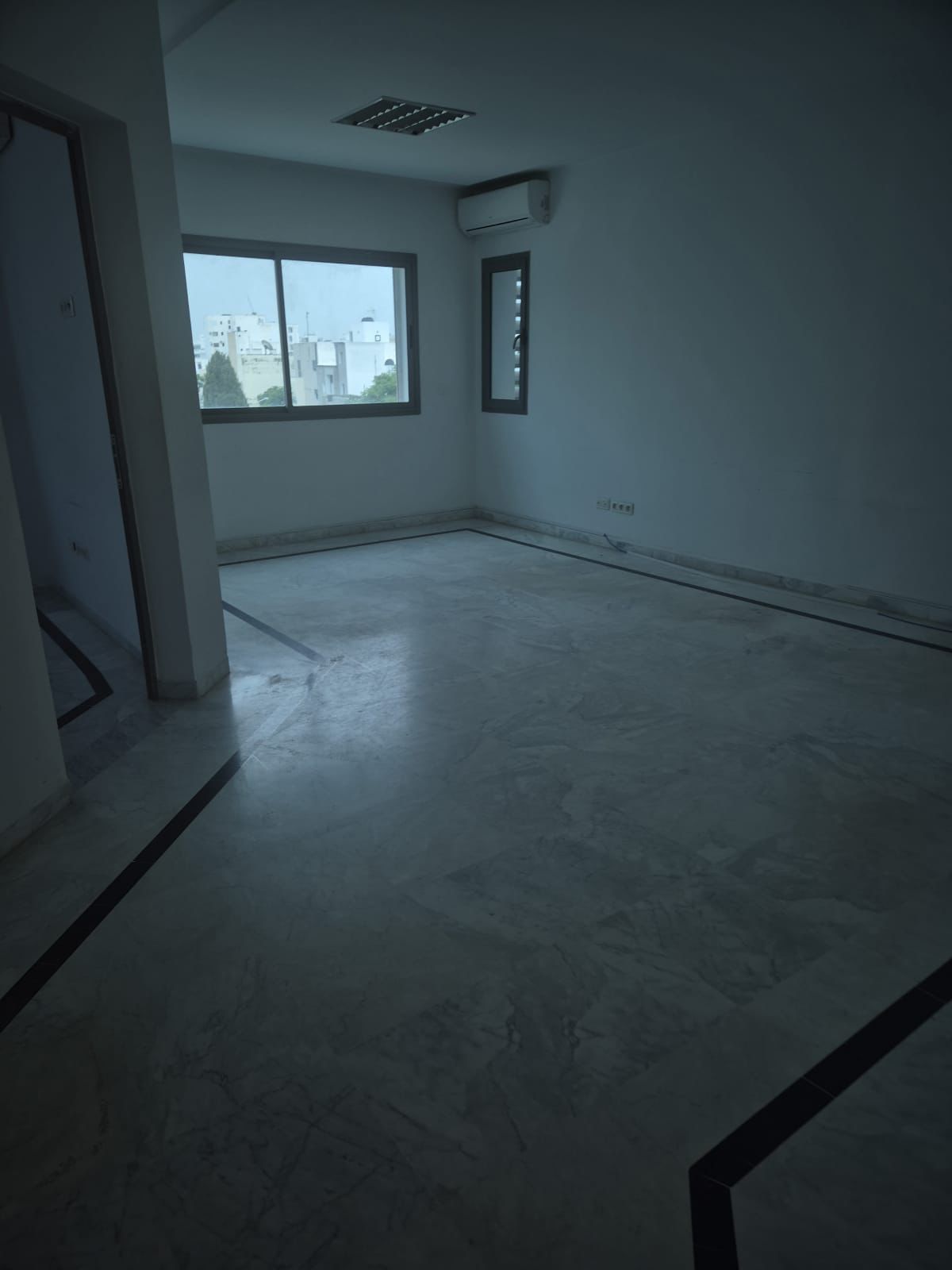 Cite El Khadra&nbsp;Cite Jardins&nbsp;Bureaux & Commerces&nbsp;Bureau&nbsp;Bureau h plus 4 � ct� jardins