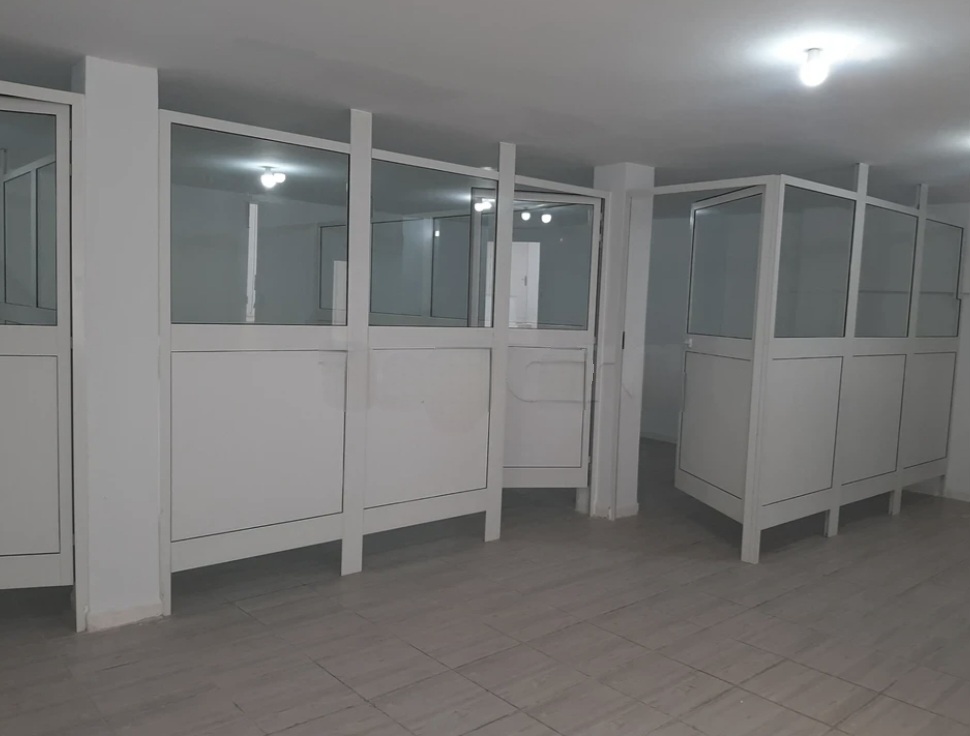 Cite El Khadra&nbsp;Zone urbaine nord&nbsp;Location&nbsp;Appart. 3 pi�ces&nbsp;Bureau a3 au centre urbain nord