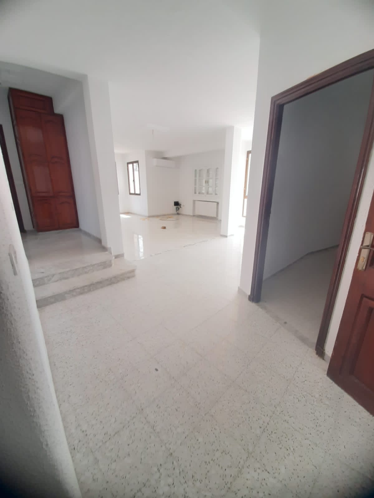 Ariana Ville&nbsp;El Menzah 8&nbsp;Location&nbsp;Maisons&nbsp;Menzah 8 �tage villa s3 bien situ�