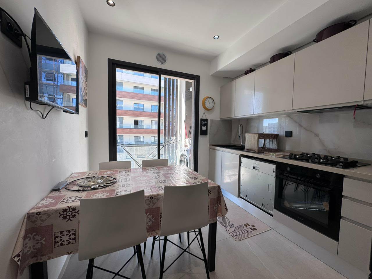 Ain Zaghouan&nbsp;Jardins de Carthage&nbsp;Location&nbsp;Appart. 3 pi�ces&nbsp;Super appartement meubl� au jardin de carthage