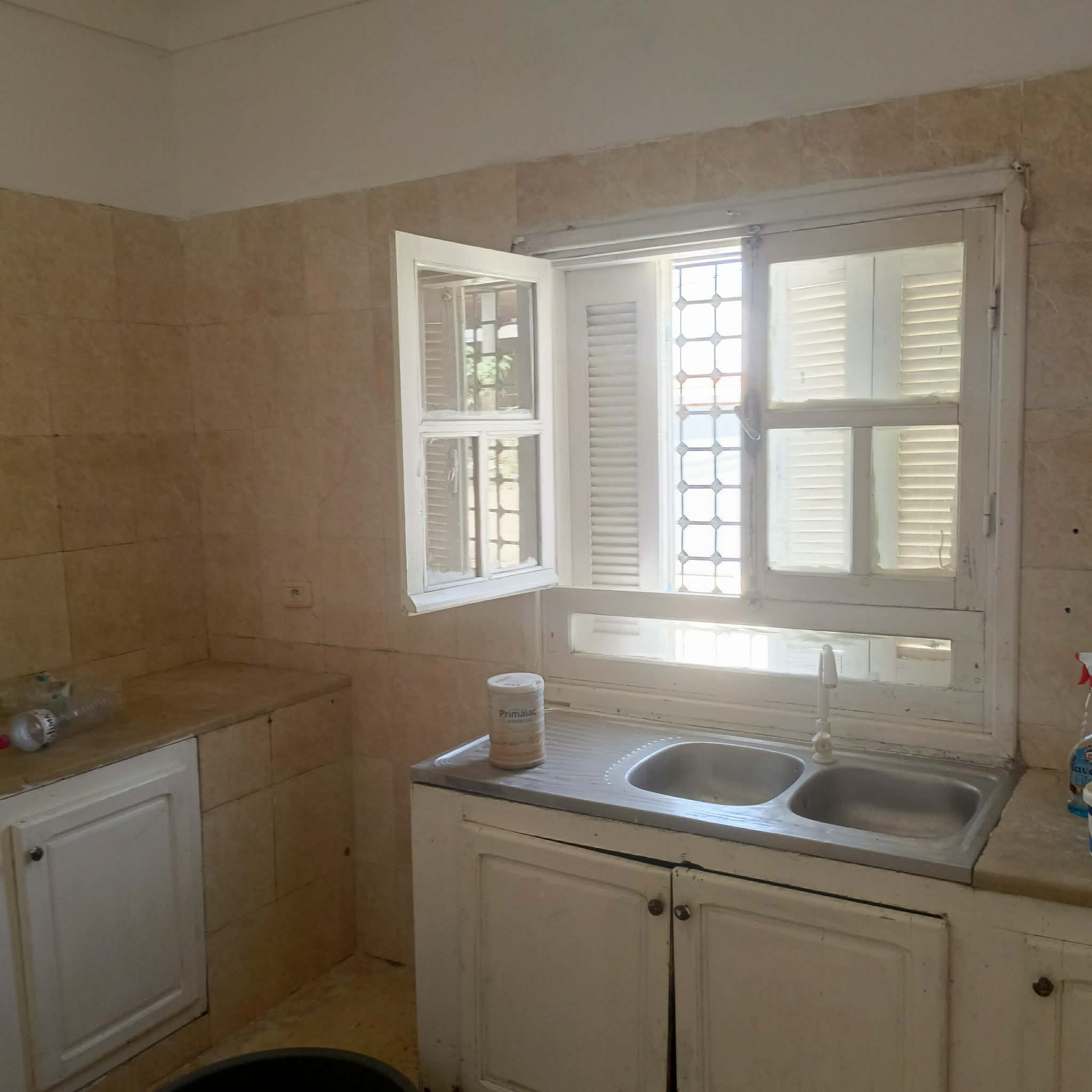 Hammamet&nbsp;Hammamet&nbsp;Vente&nbsp;Maisons&nbsp;Av 2 studios pas loin de hammamet yasmine