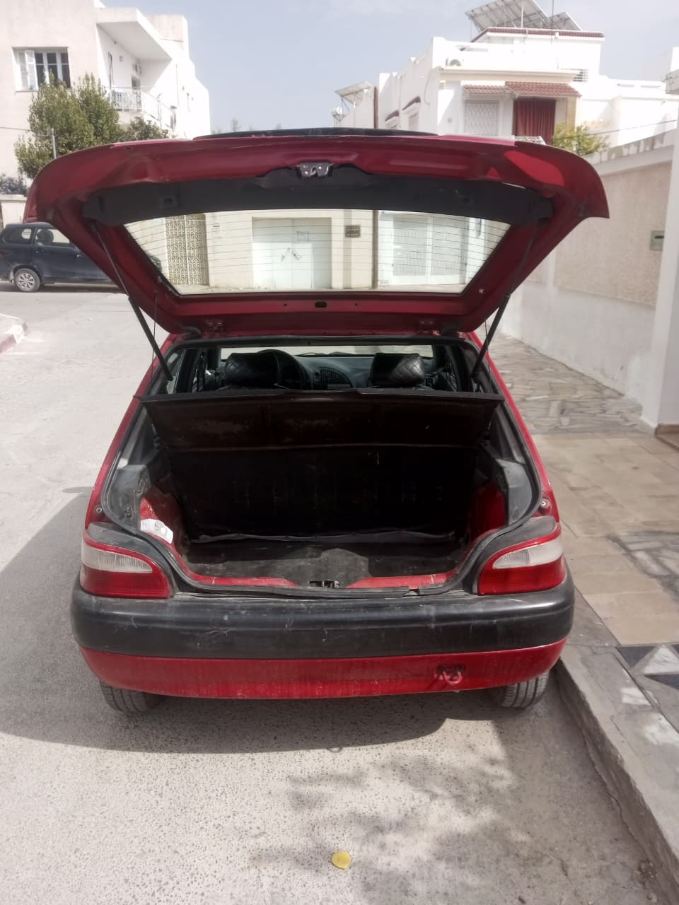 Le Bardo&nbsp;Le Bardo&nbsp;Citroen&nbsp;Saxo&nbsp;Citroen 5 ch