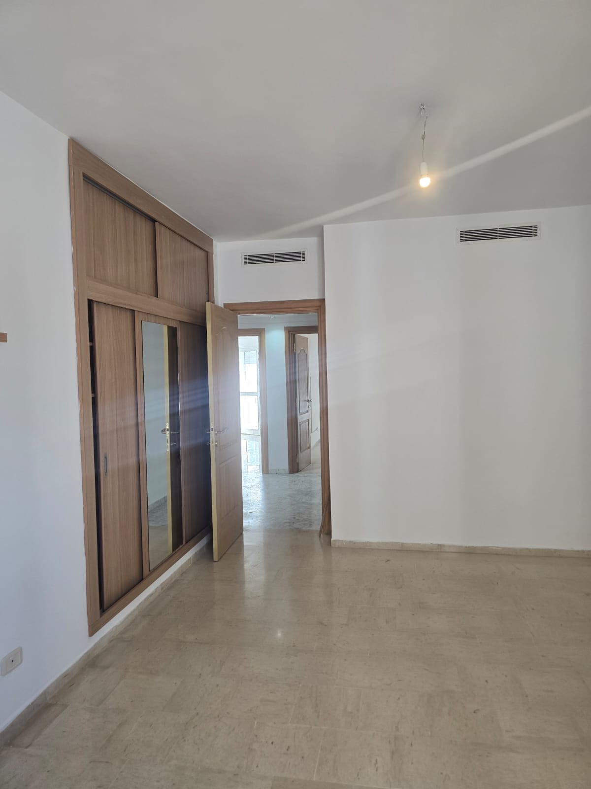 Sousse Jaouhara&nbsp;Sousse Khezama&nbsp;Vente&nbsp;Appart. 2 pi�ces&nbsp;Superbe appartement s3 haut standing