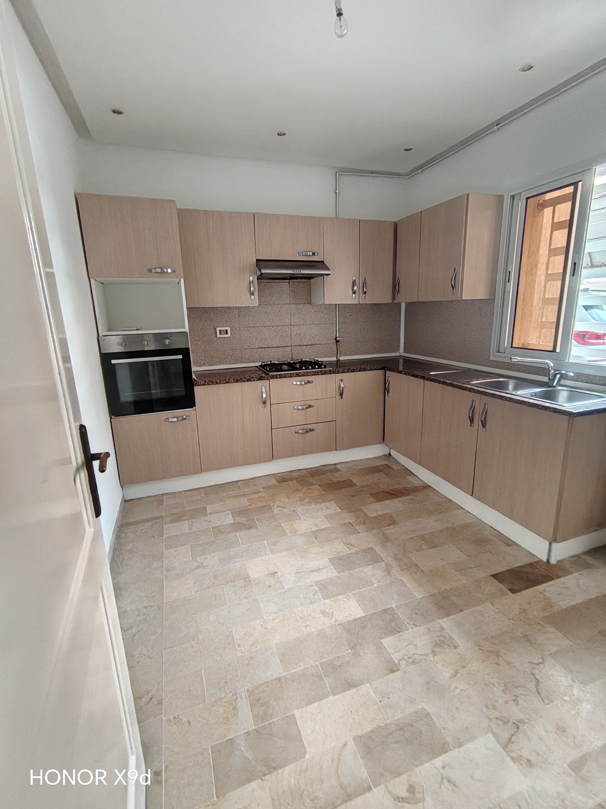 Hammam Chatt&nbsp;Borj Cedria&nbsp;Vente&nbsp;Appart. 2 pi�ces&nbsp;Appartement en rez de chauss�e en face de mg lfh