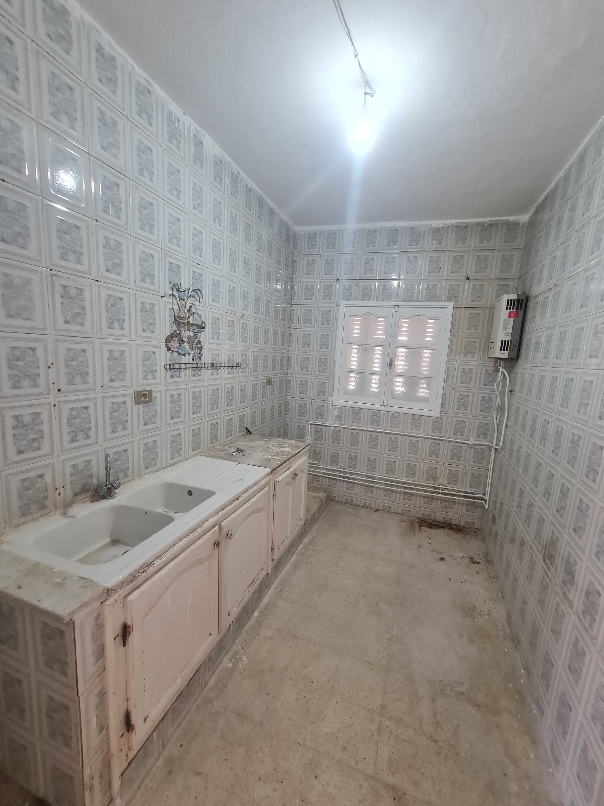 Ariana Ville&nbsp;El Menzah 7&nbsp;Location&nbsp;Maisons&nbsp;Etage de villa s plus 3 a el manzah 7 wb1500