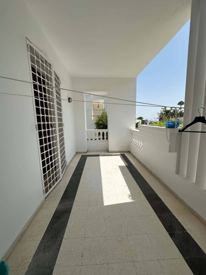 El Menzah&nbsp;El Menzah 9&nbsp;Vente&nbsp;Maisons&nbsp;Tres joli villa menzah 9b