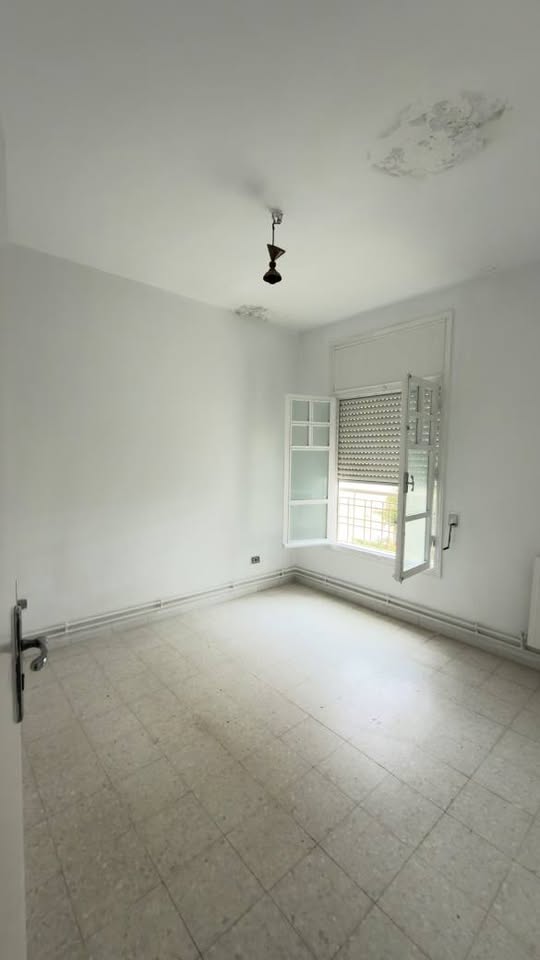 Ariana Ville&nbsp;Cite Ennasr 2&nbsp;Vente&nbsp;Appart. 3 pi�ces&nbsp;Joli appartement s3 � ennasr 2
