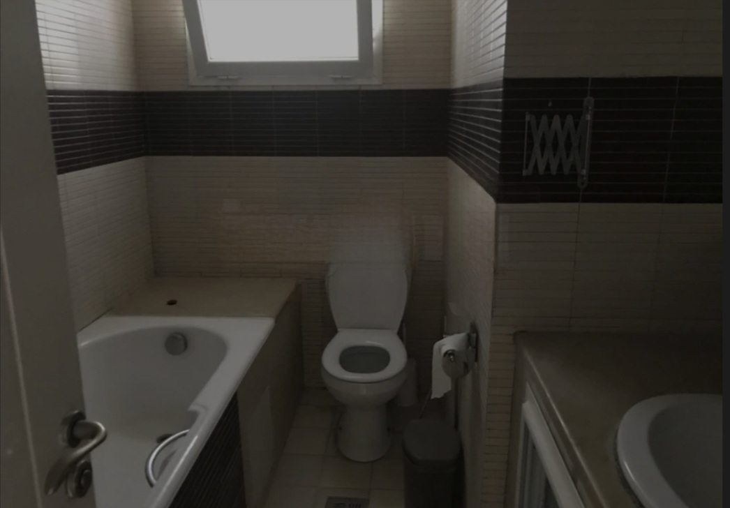 El Menzah&nbsp;El Menzah 9&nbsp;Location&nbsp;Appart. 4 pi�ces&nbsp;Rez de chauss�e de villa s plus 3 � menzah 9b