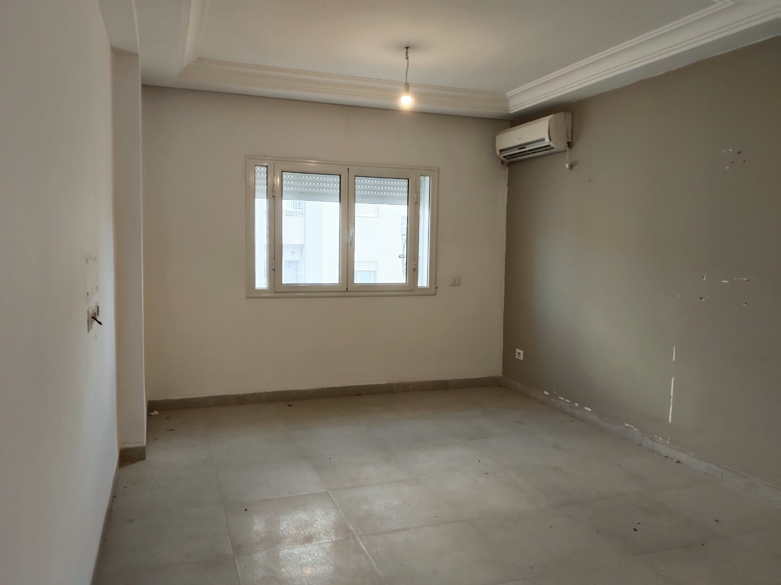 La Marsa&nbsp;El Aouina&nbsp;Location&nbsp;Appart. 3 pi�ces&nbsp;Aouina wahat loc s2