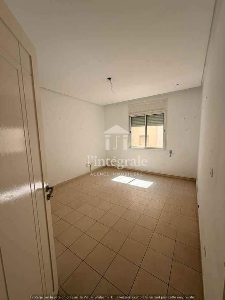 Ariana Ville&nbsp;Cite Ennasr 2&nbsp;Location&nbsp;Appart. 2 pi�ces&nbsp;S1 � usage professionnel