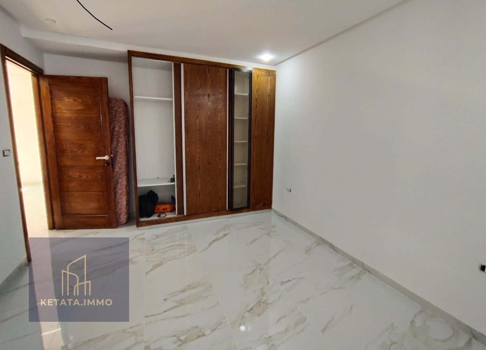 Raoued&nbsp;Cite Ennkhilet&nbsp;Vente&nbsp;Appart. 3 pi�ces&nbsp;Ennkhilette vnt s2 jardin neuf