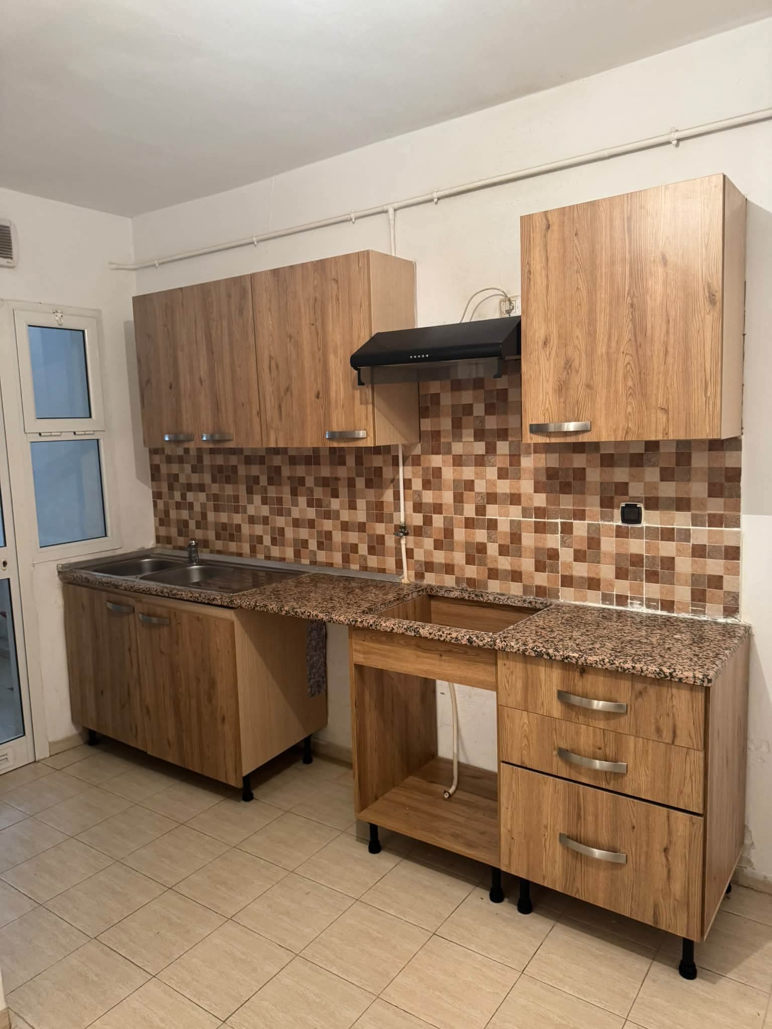 El Mourouj&nbsp;El Mourouj&nbsp;Vente&nbsp;Appart. 3 pi�ces&nbsp;Appartement m 4 en face metro