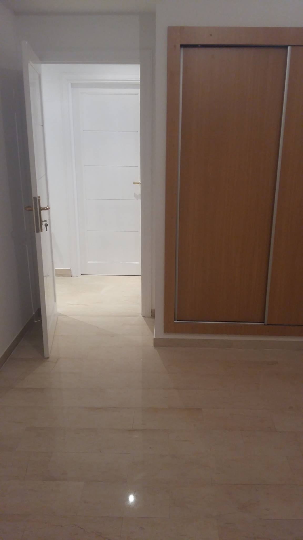 Mnihla&nbsp;Jardins d'el Menzah&nbsp;Location&nbsp;Appart. 3 pi�ces&nbsp;Appartement � usage exclusivement bureautique