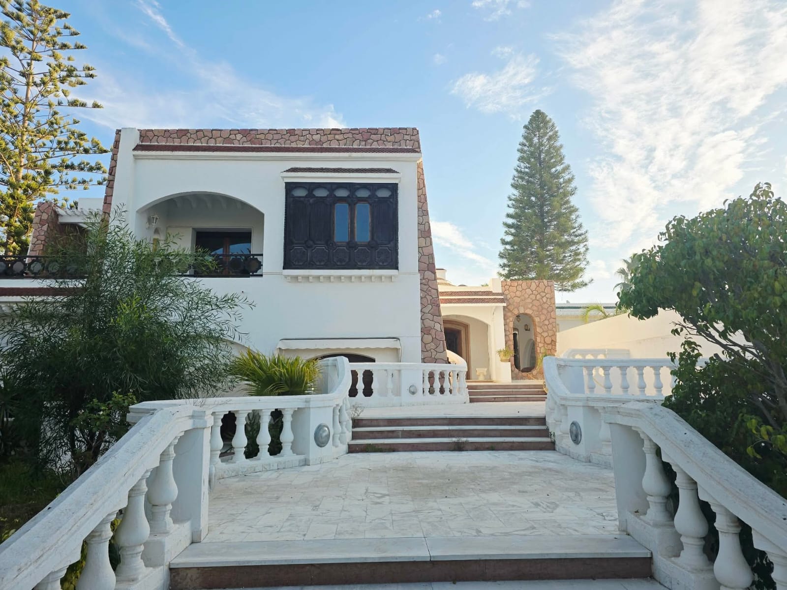 Hammam Sousse&nbsp;El Kantaoui&nbsp;Vente&nbsp;Appart. 2 pi�ces&nbsp;Villa de luxe avec piscine kantoui sousse