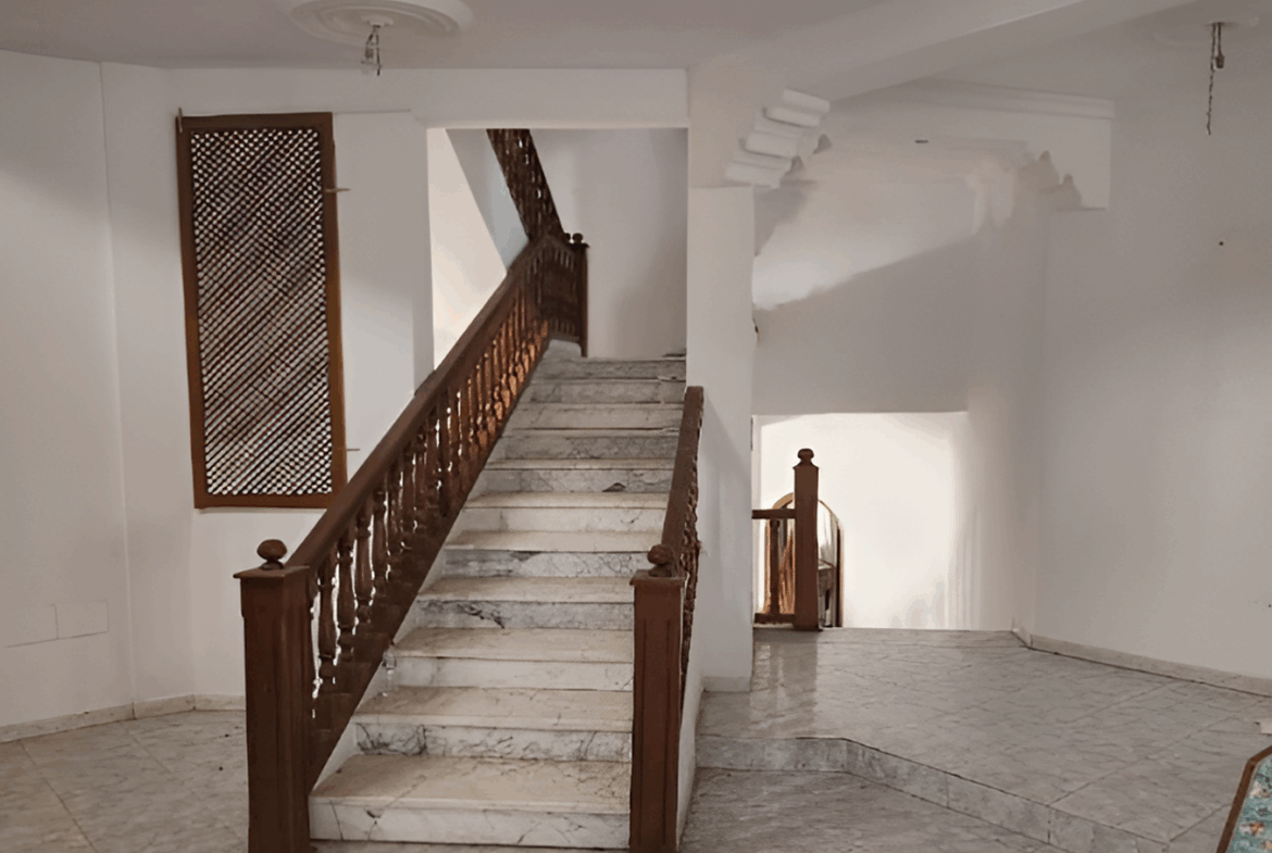 Sousse Jaouhara&nbsp;Khezama Ouest&nbsp;Vente&nbsp;Maisons&nbsp;Superbe villa de 760 m a khazema sousse