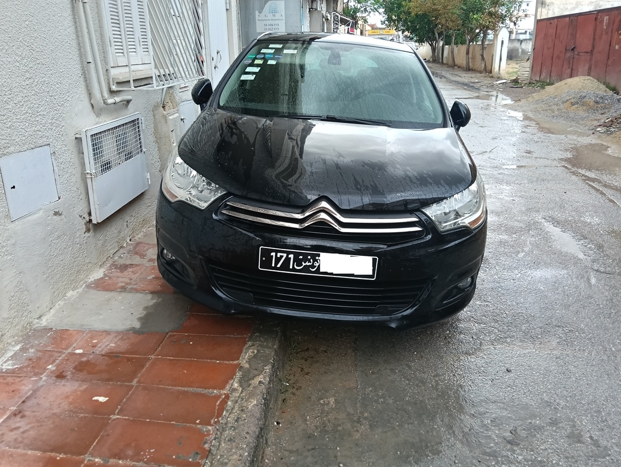 La Soukra&nbsp;Borj Louzir&nbsp;Citroen&nbsp;C4&nbsp;Citroen c4 essence 6 cv serie 171